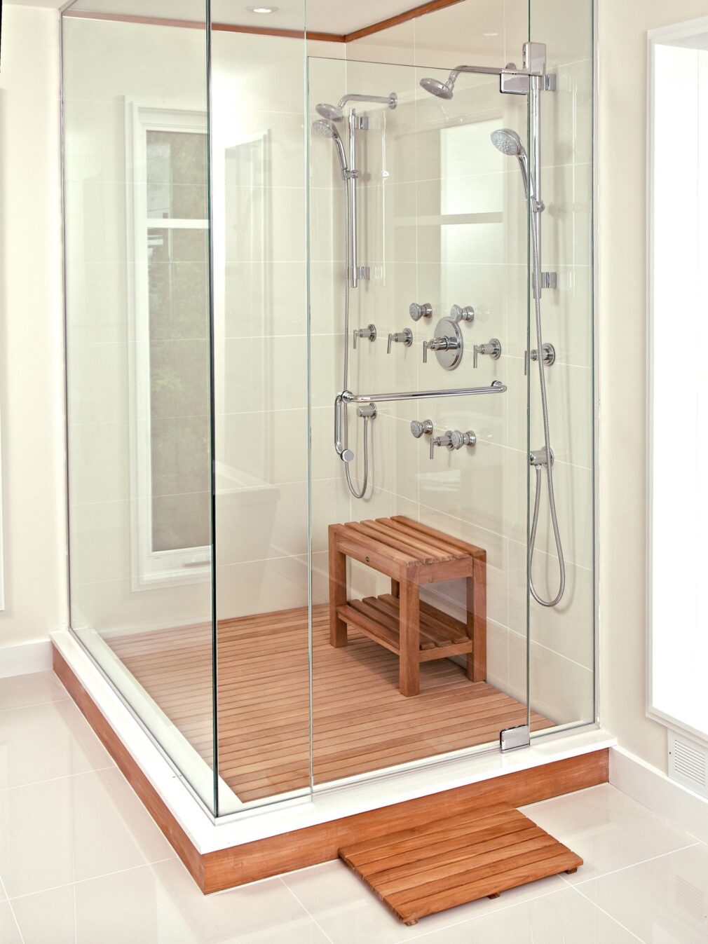 Teak shower bench coach 24in (60 cm) wit