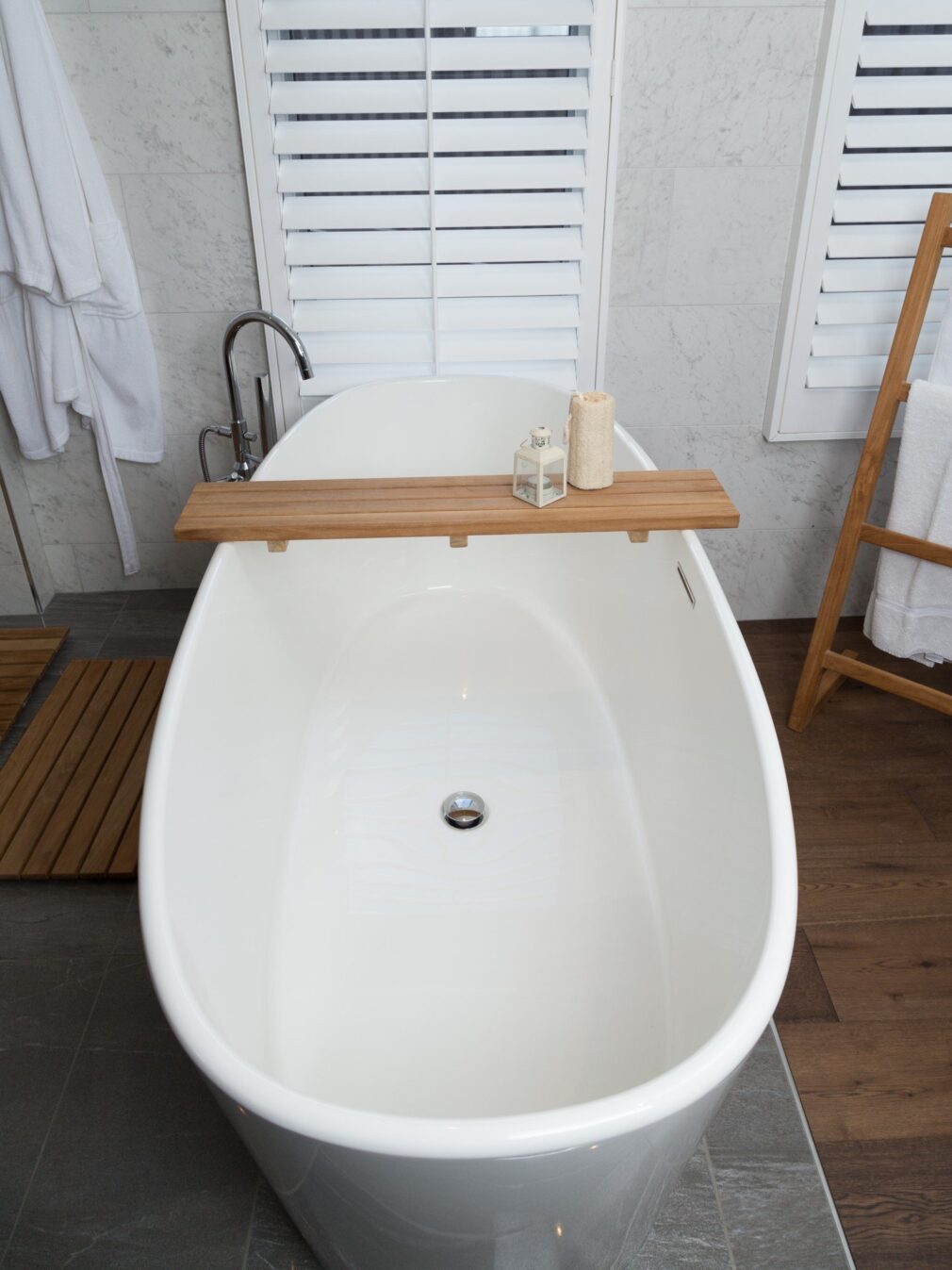 Tub seat/caddy fiji 34.5in (88 cm) 4 sla