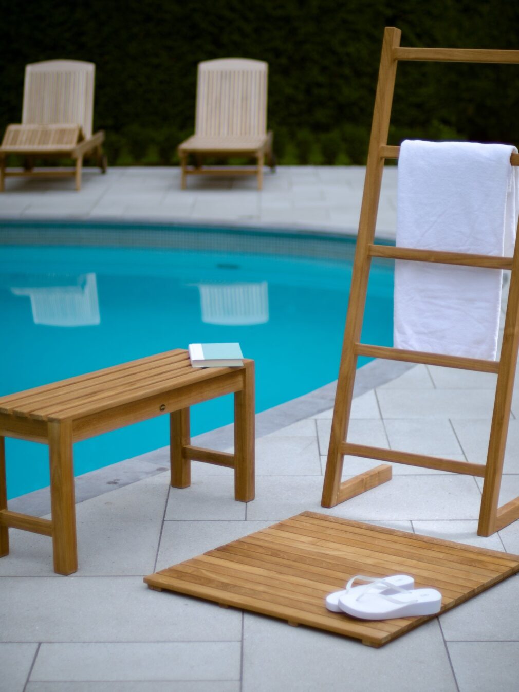 MAT3030 – Caillebotis en teck 76 cm x 76 cm (30 x 30 po)”